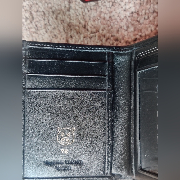 Black Genuine Leather Wallet - Picture 3 of 5